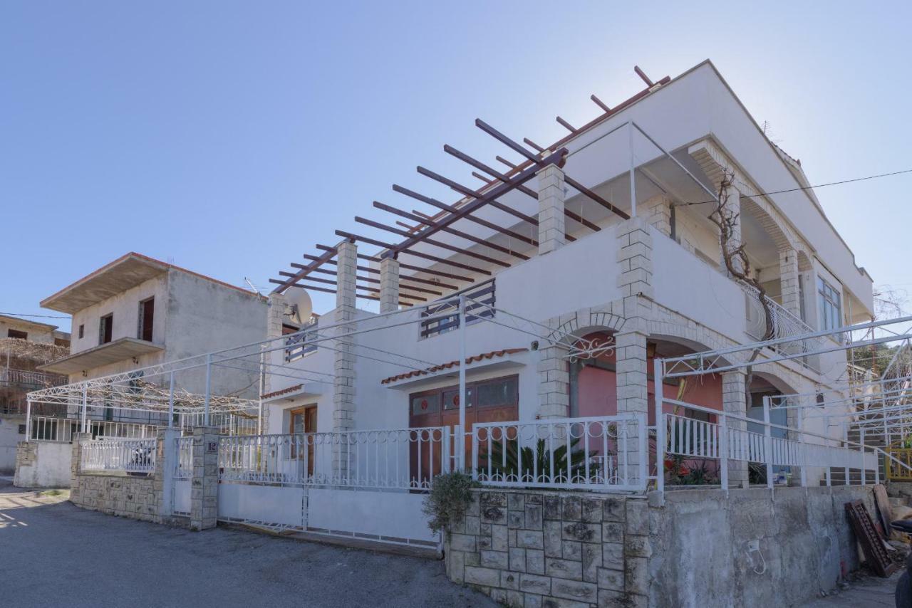 Apartment "Duma" Trogir Eksteriør bilde