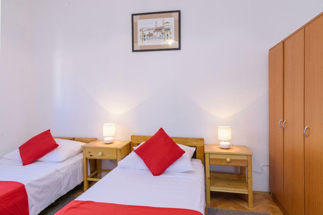 Apartment "Duma" Trogir Eksteriør bilde
